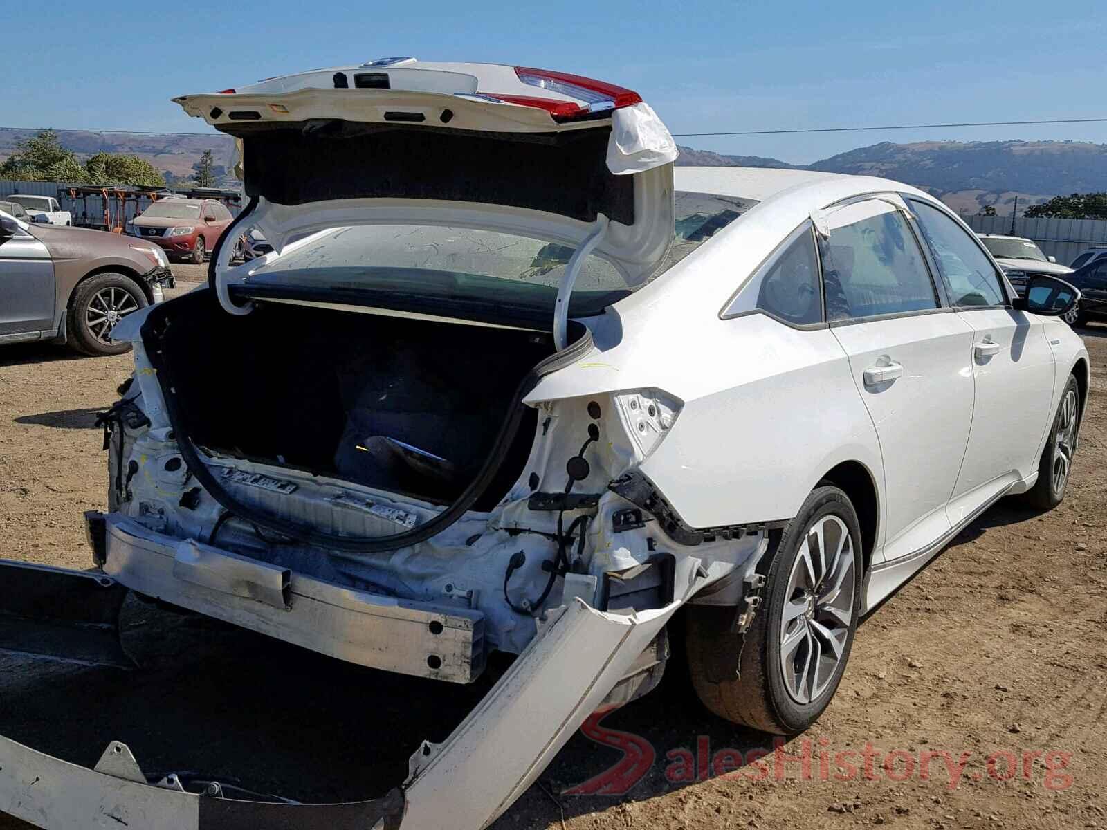 1HGCV3F50JA005134 2018 HONDA ACCORD