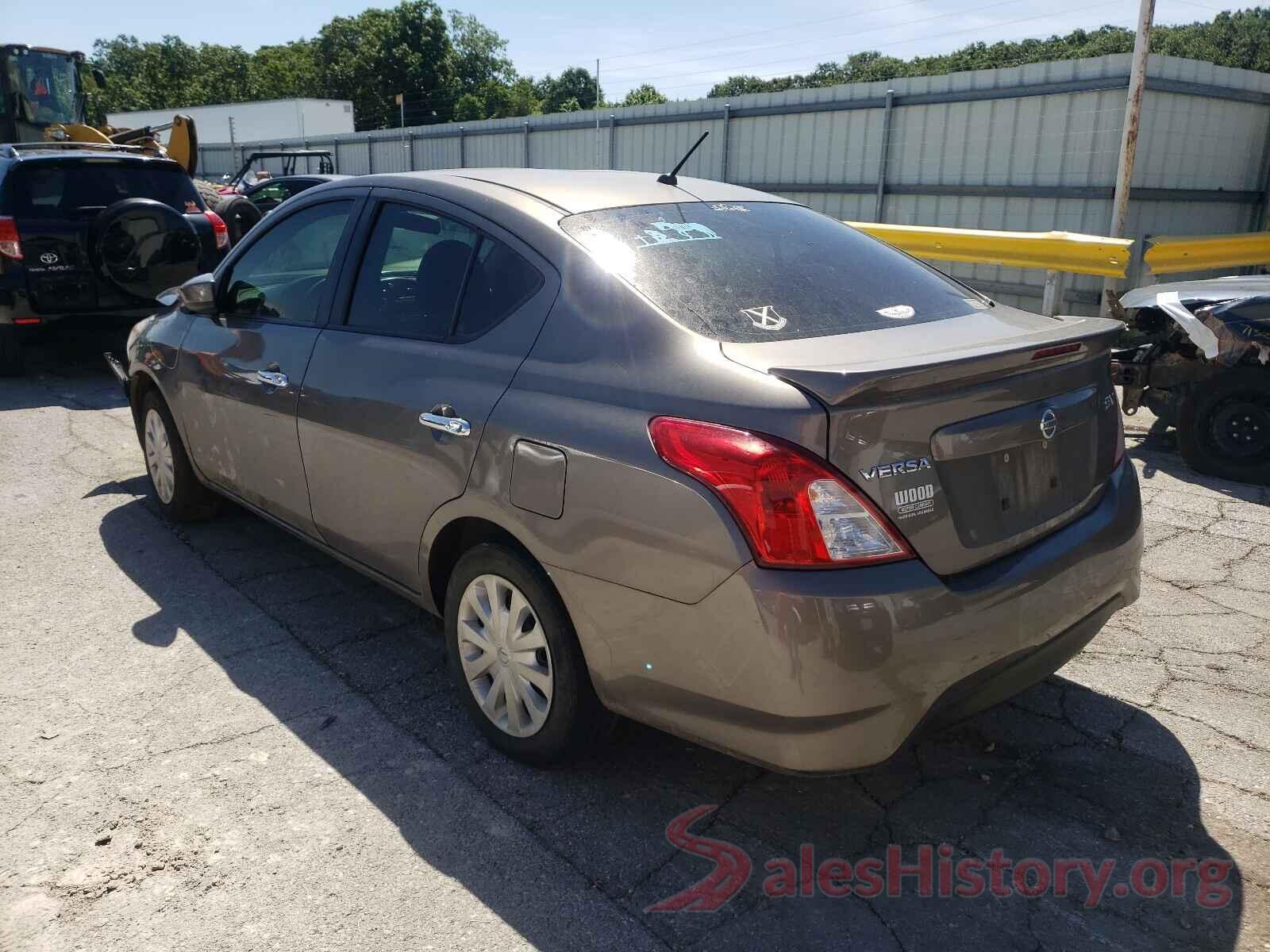 3N1CN7AP1HL807647 2017 NISSAN VERSA