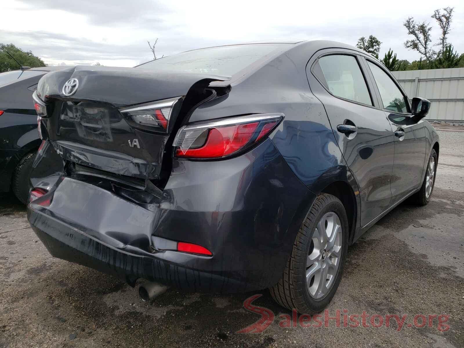 3MYDLBYV7JY333440 2018 TOYOTA YARIS