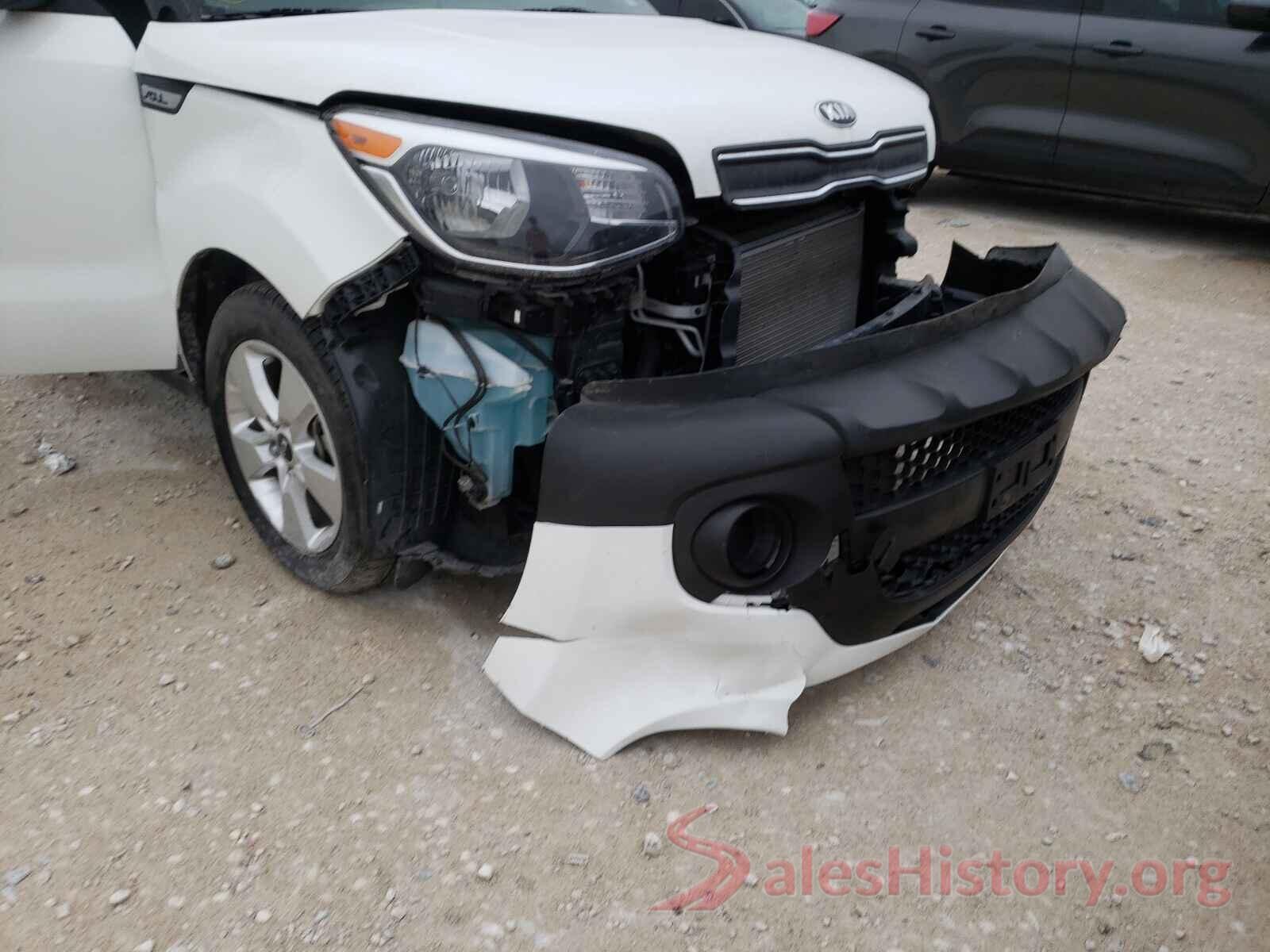 KNDJN2A27J7897537 2018 KIA SOUL