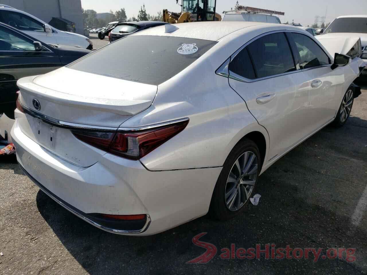 58ACA1C11MU004811 2021 LEXUS ES300