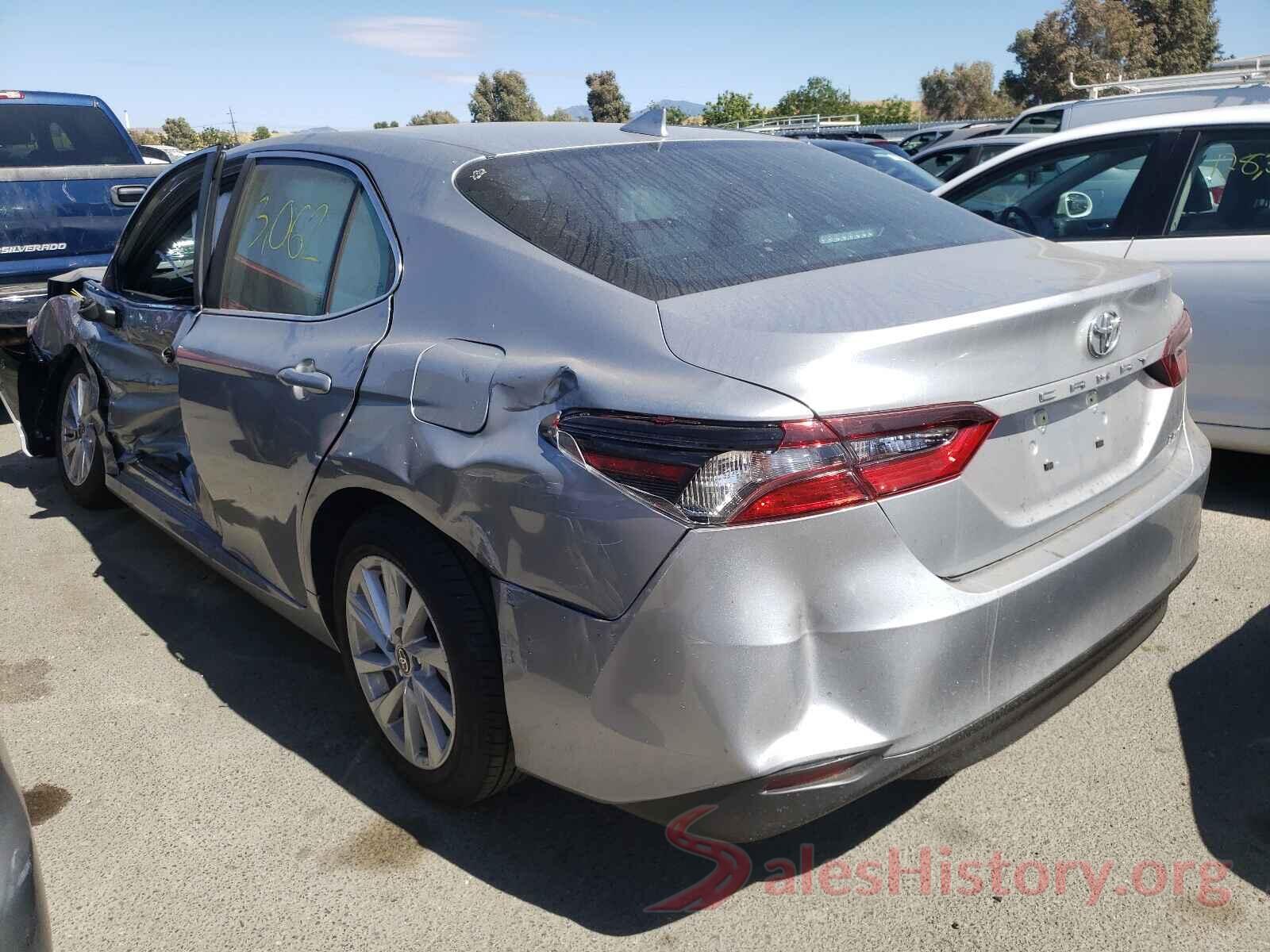 4T1C11AK6MU421506 2021 TOYOTA CAMRY