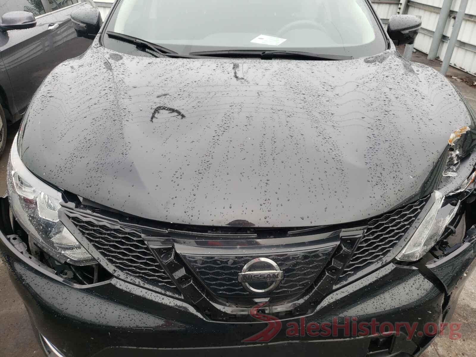 JN1BJ1CP3JW100812 2018 NISSAN ROGUE