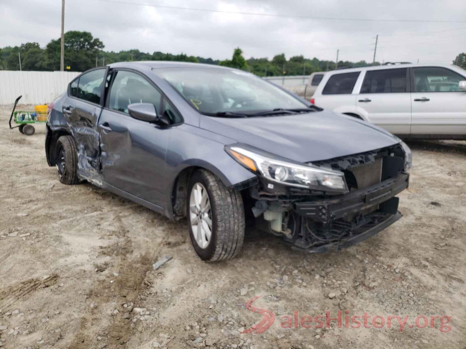 3KPFL4A76HE103303 2017 KIA FORTE