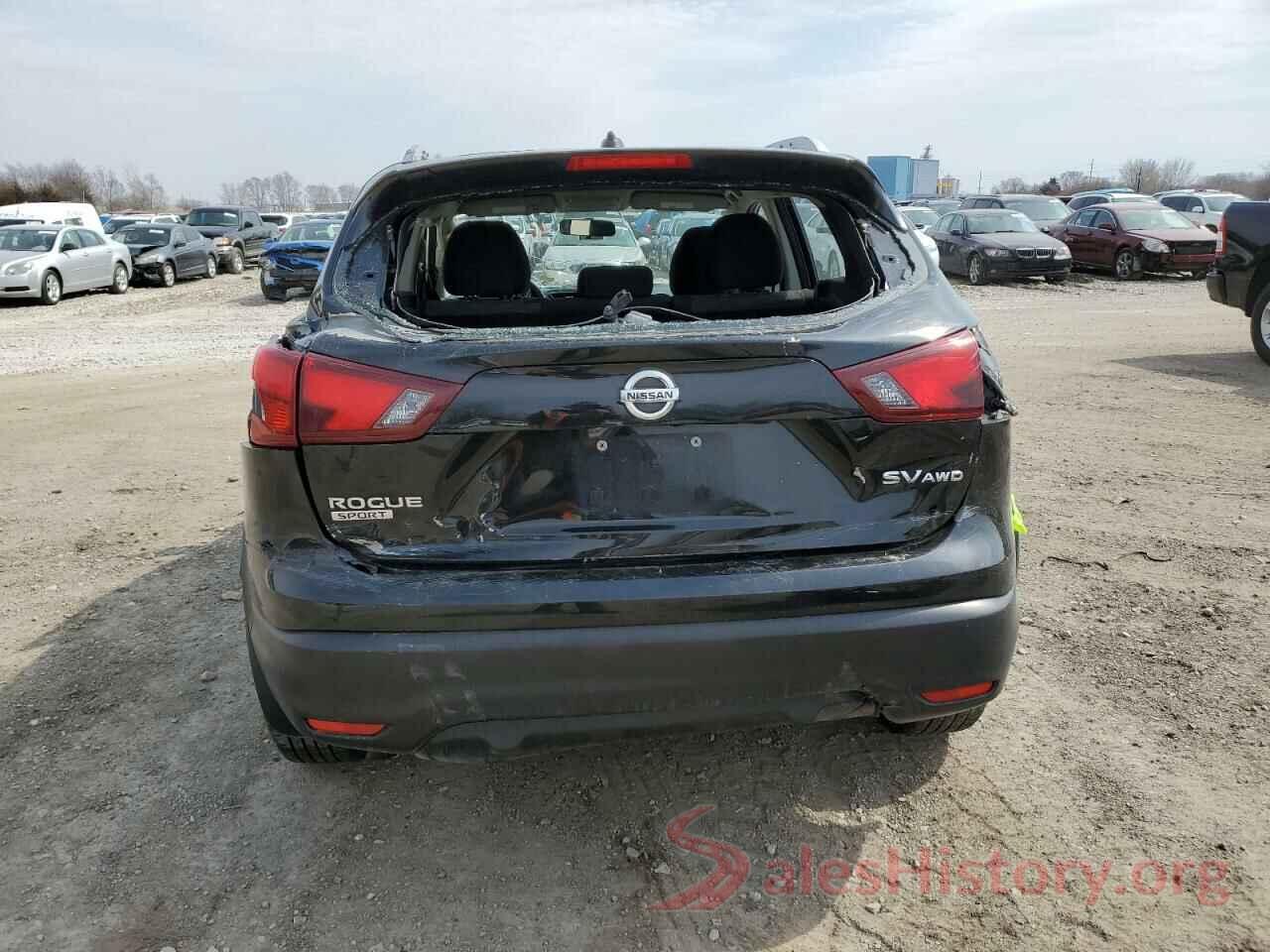 JN1BJ1CR2JW266823 2018 NISSAN ROGUE