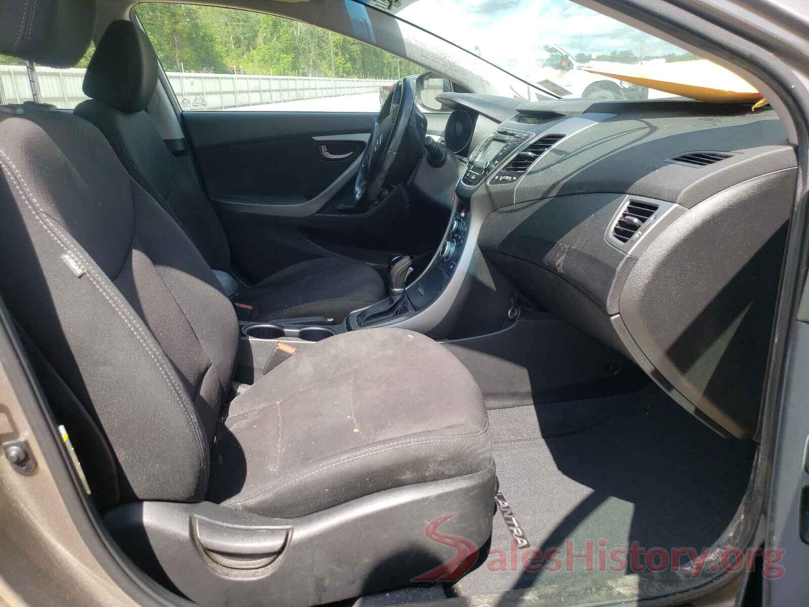 5NPDH4AE4GH796180 2016 HYUNDAI ELANTRA