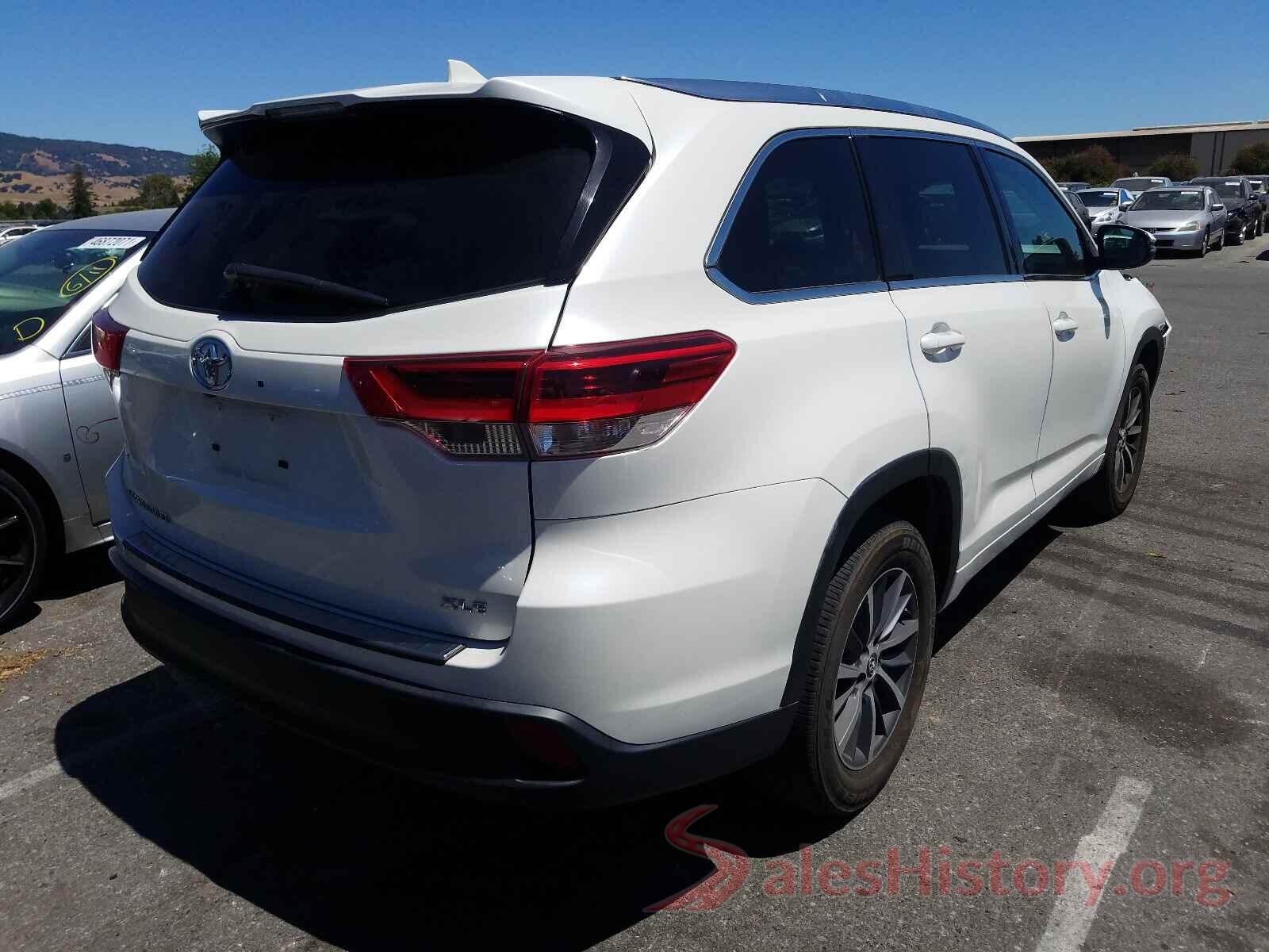 5TDKZRFH8JS534457 2018 TOYOTA HIGHLANDER