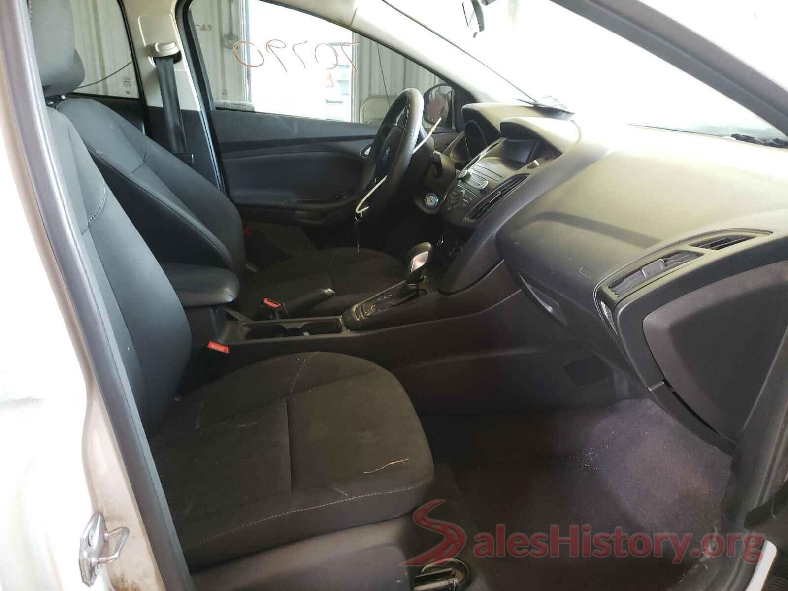 1FADP3F27JL307825 2018 FORD FOCUS