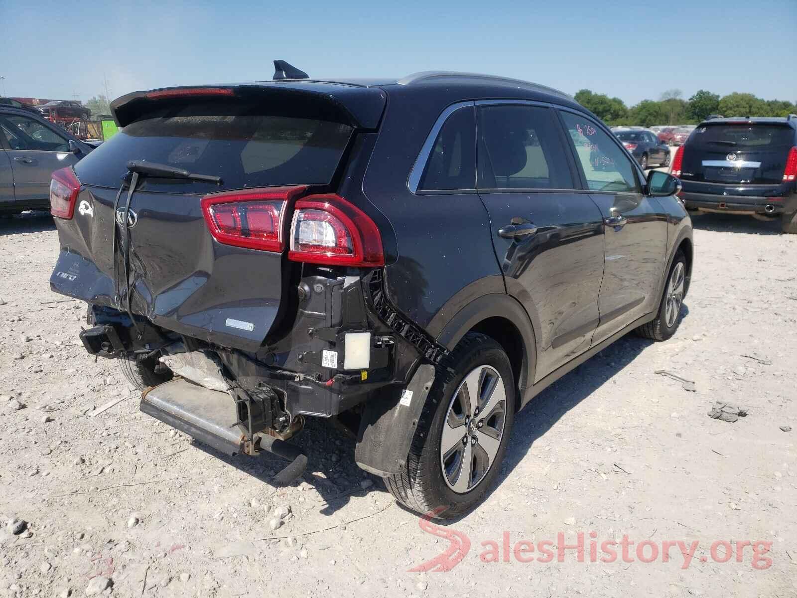 KNDCC3LD1K5274818 2019 KIA NIRO