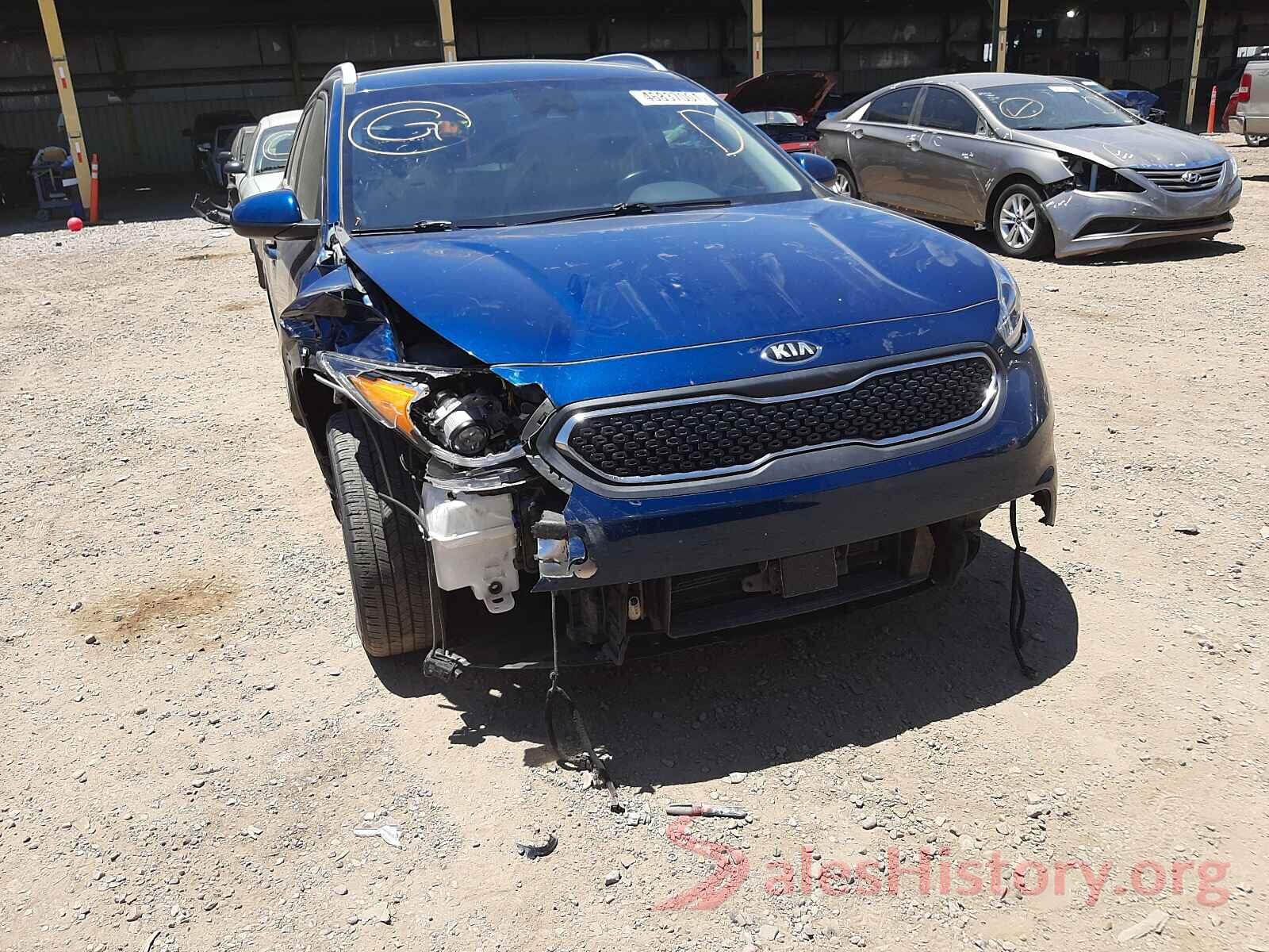 KNDCB3LC0J5139581 2018 KIA NIRO