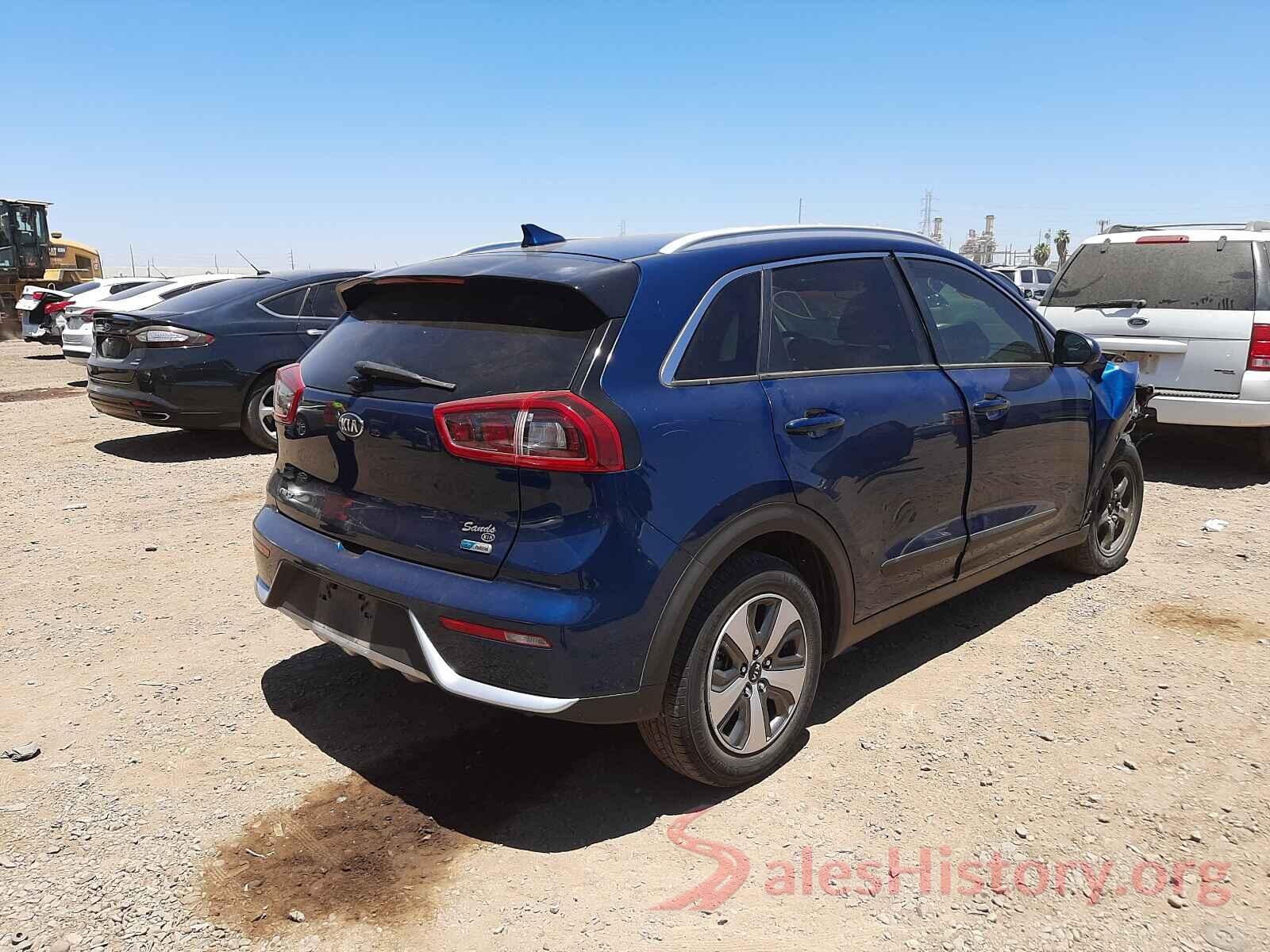 KNDCB3LC0J5139581 2018 KIA NIRO