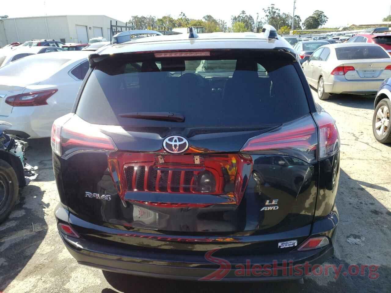 2T3BFREVXJW747781 2018 TOYOTA RAV4