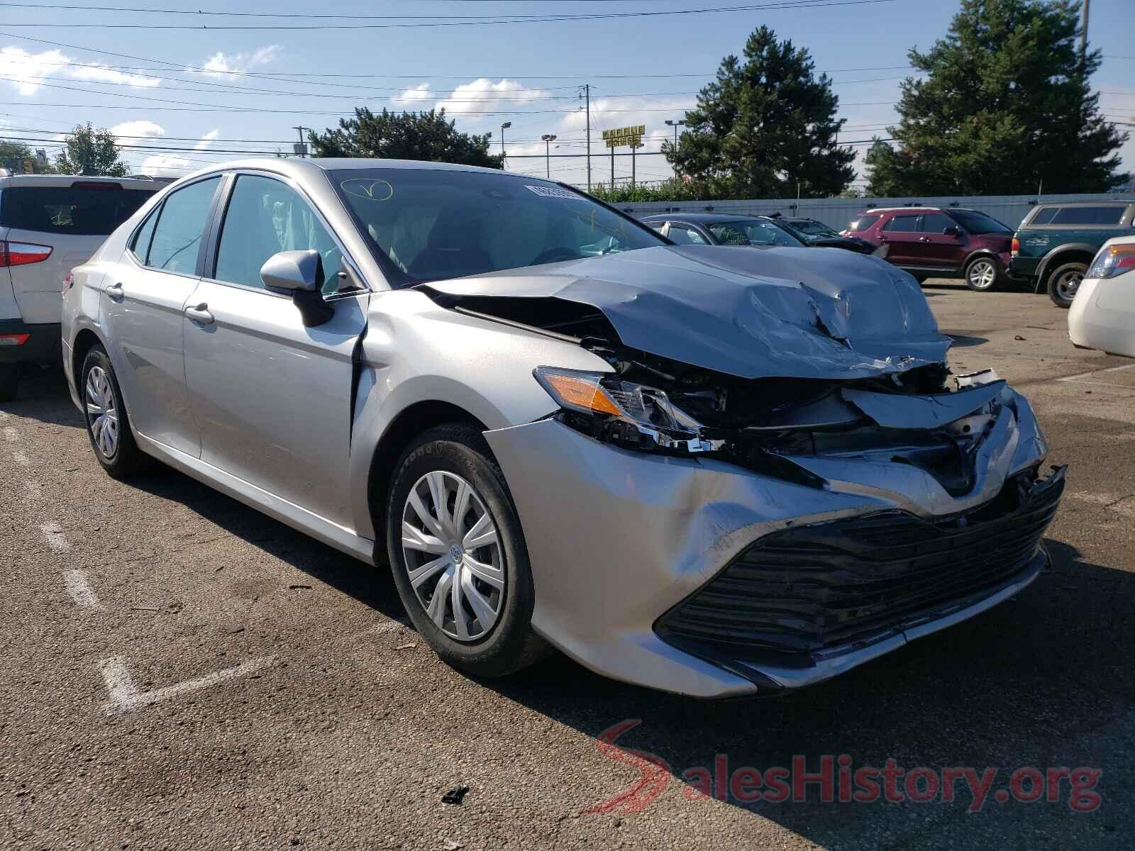 4T1B11HK5JU609236 2018 TOYOTA CAMRY