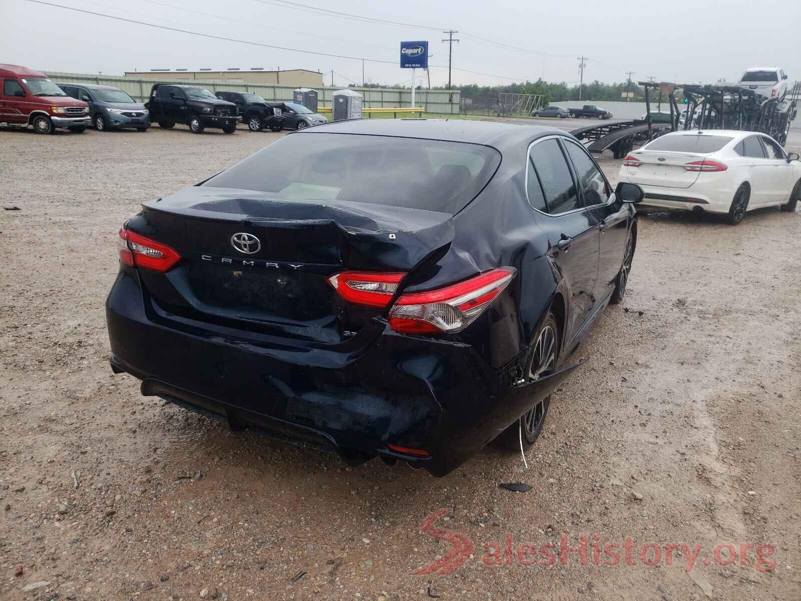 JTNB11HK3J3015444 2018 TOYOTA CAMRY