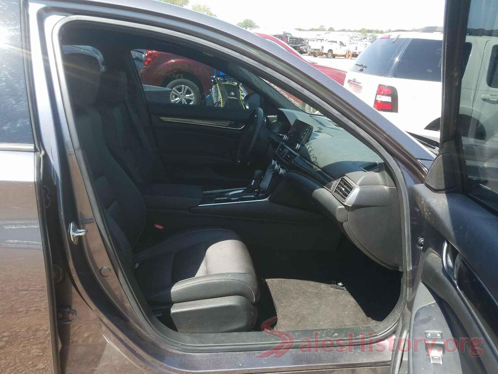 1HGCV1F33KA061458 2019 HONDA ACCORD