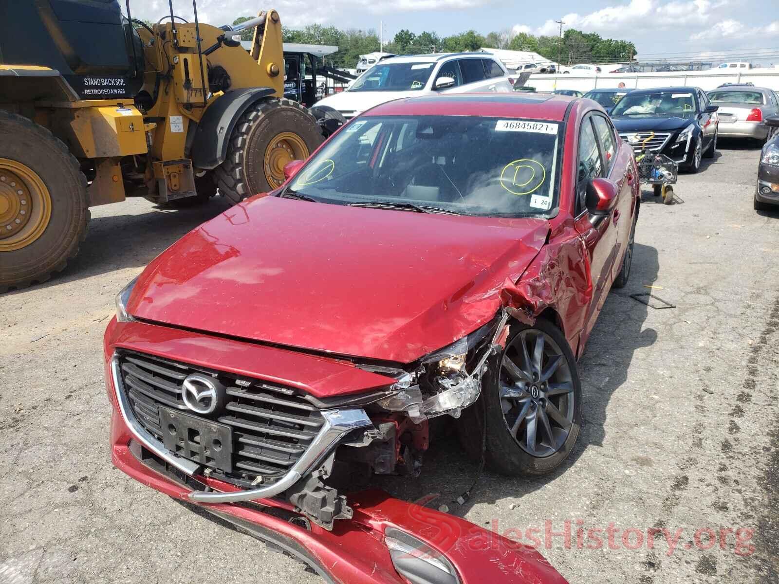 3MZBN1V34JM267799 2018 MAZDA 3