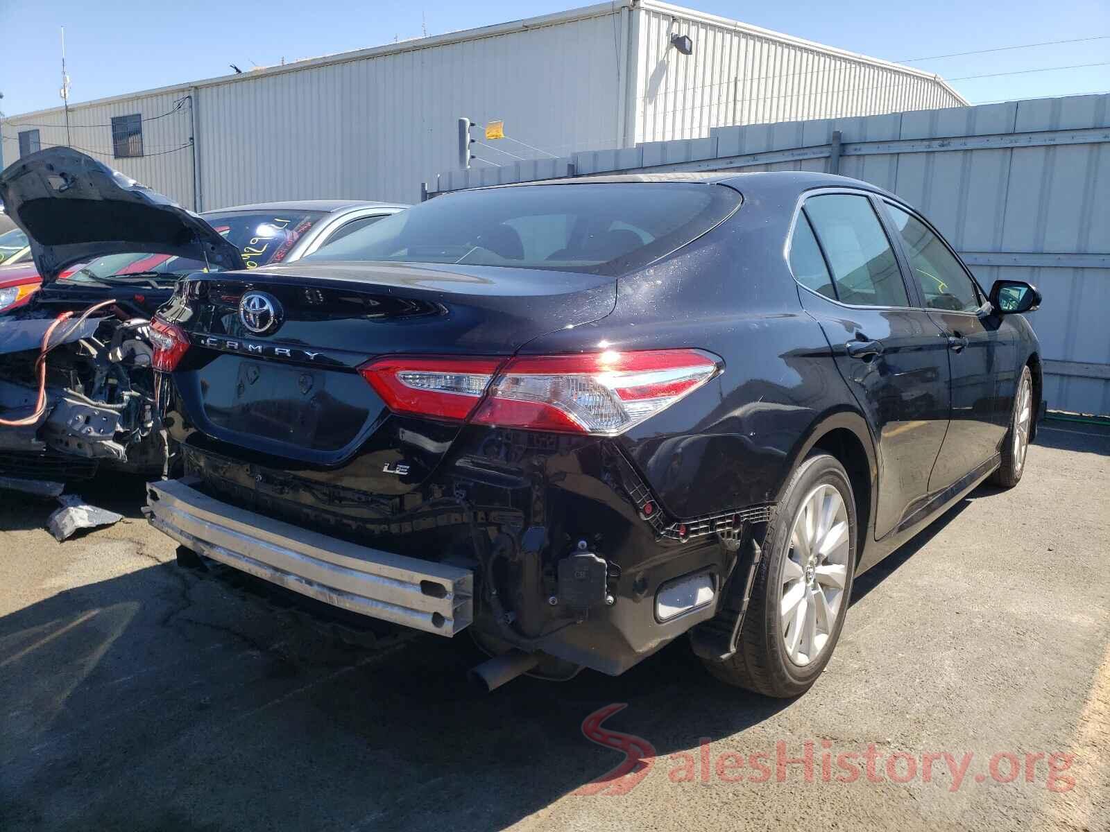 4T1B11HK5JU618681 2018 TOYOTA CAMRY