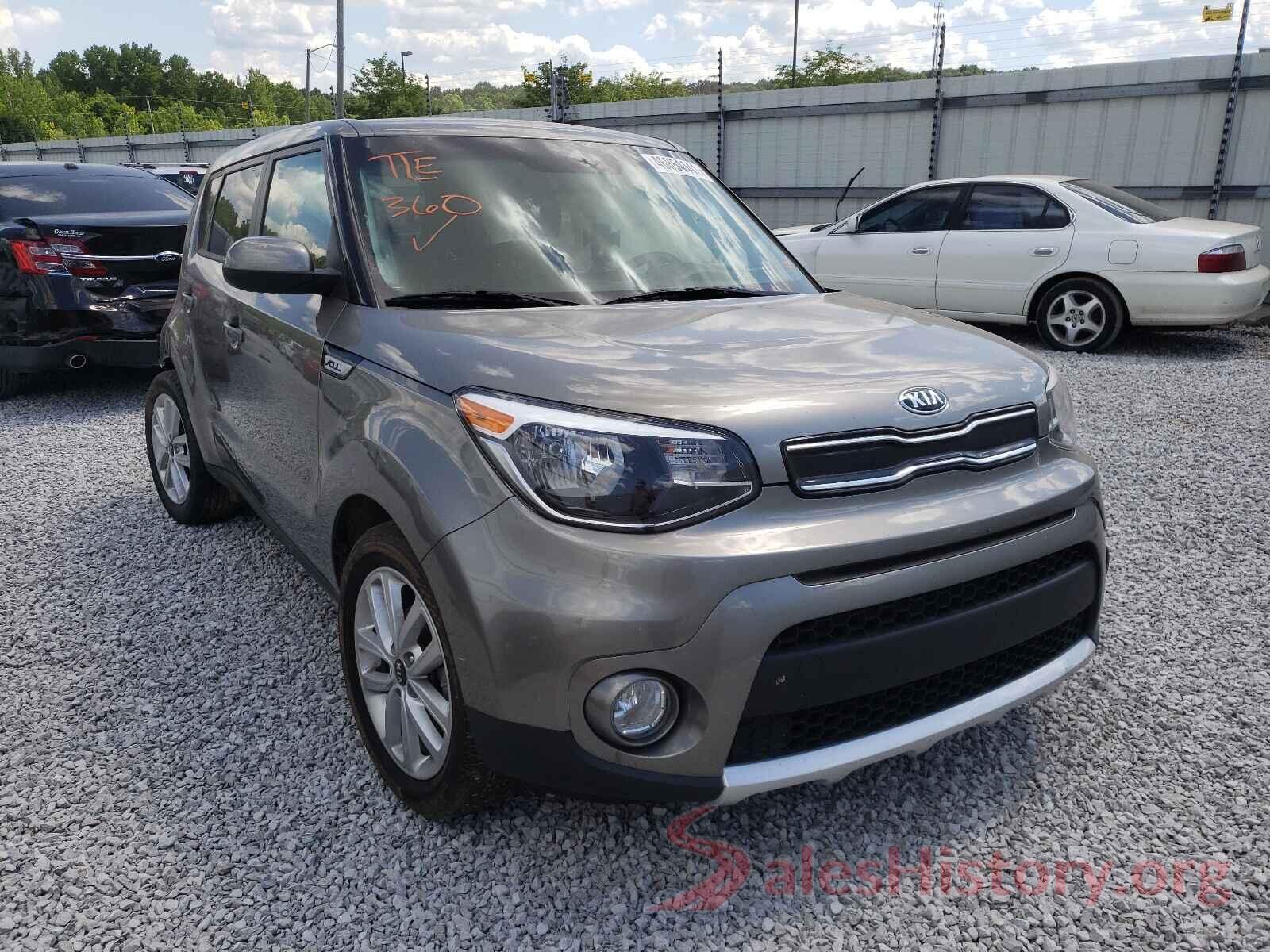 KNDJP3A59J7610743 2018 KIA SOUL