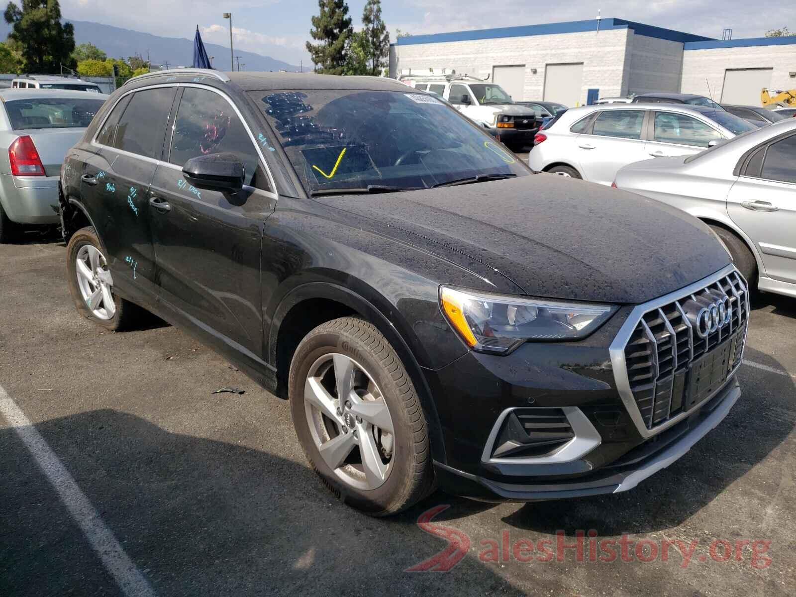 WA1AECF38K1080907 2019 AUDI Q3