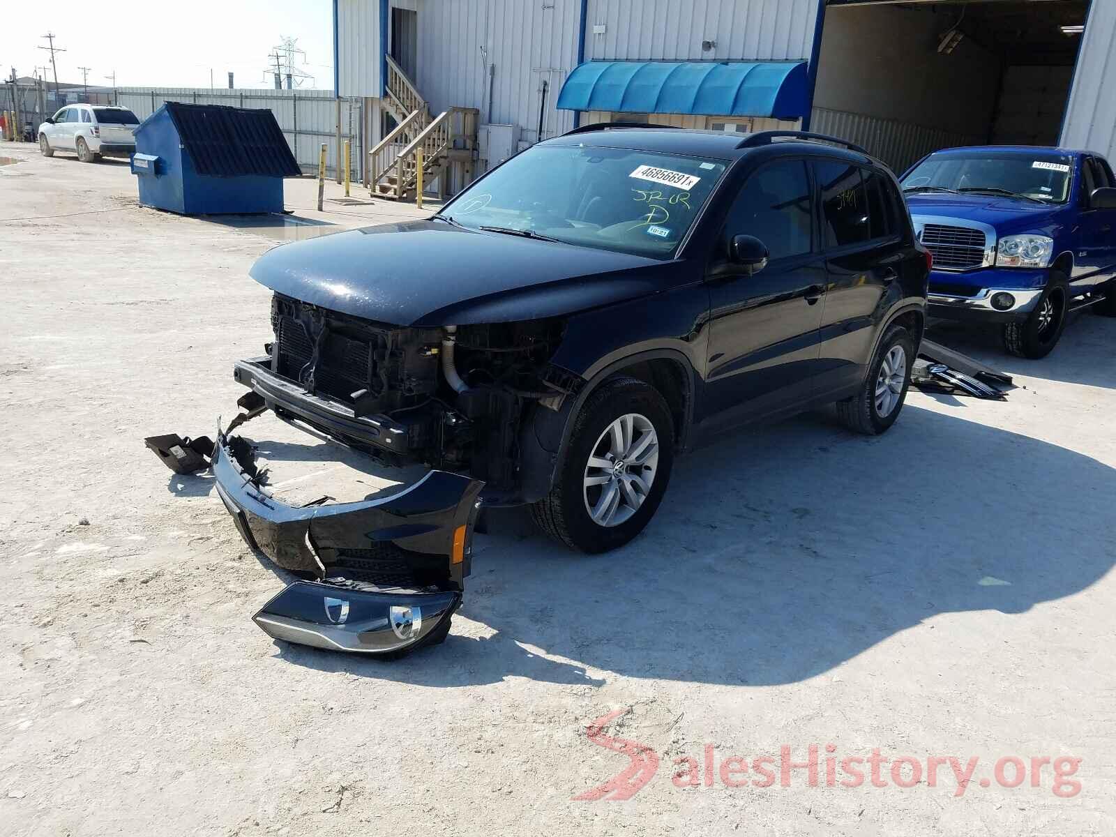 WVGAV7AX0HW513246 2017 VOLKSWAGEN TIGUAN