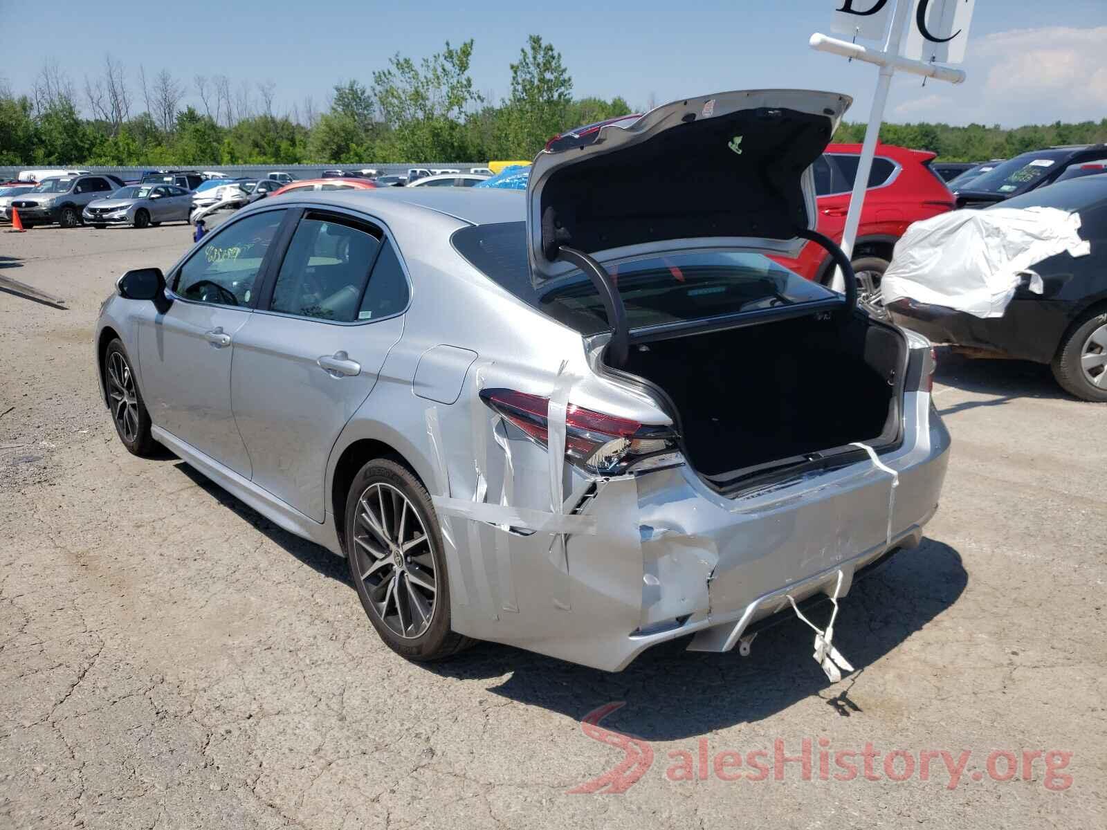 4T1G11AK6MU560956 2021 TOYOTA CAMRY