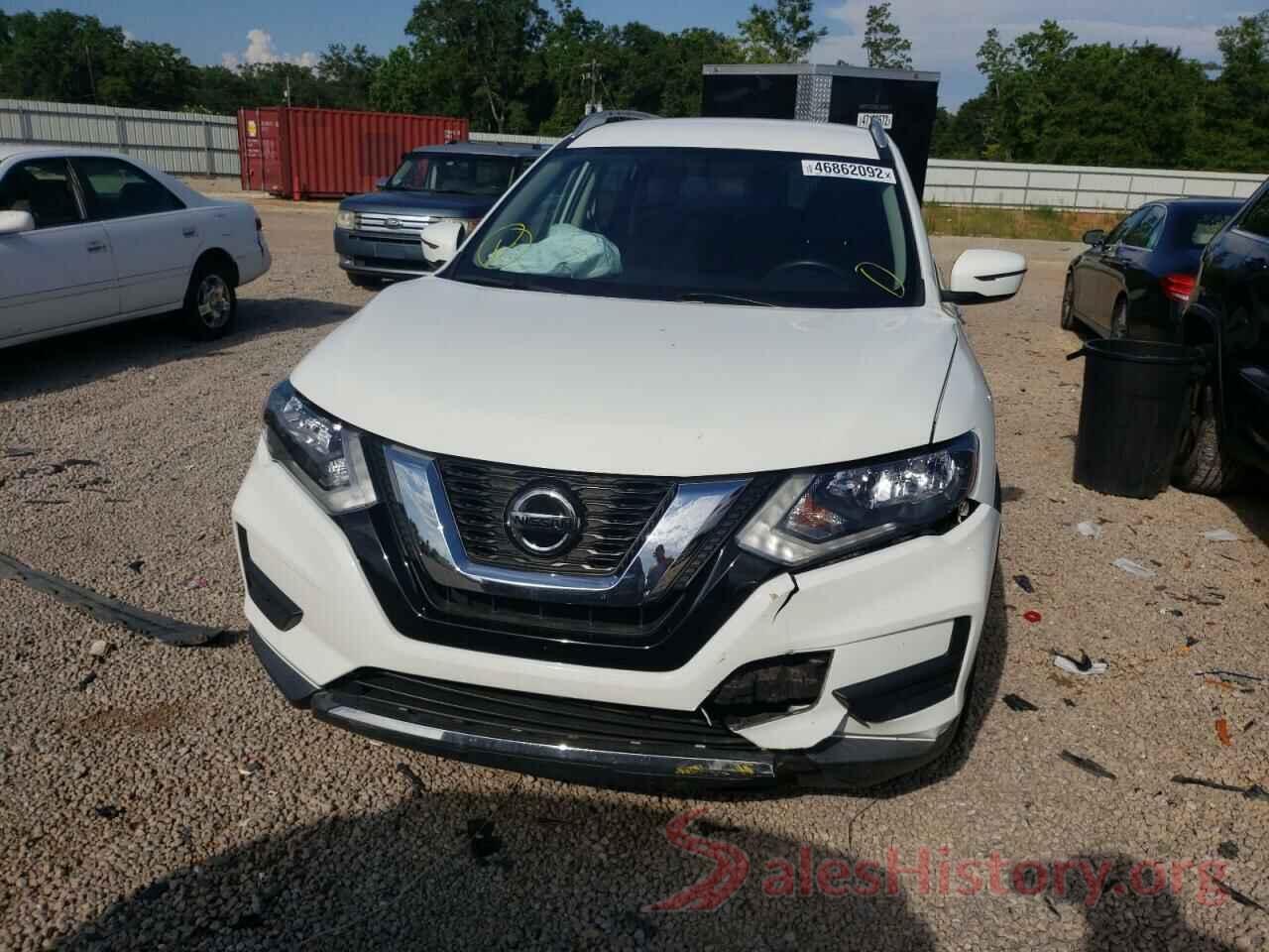 KNMAT2MT8JP588458 2018 NISSAN ROGUE