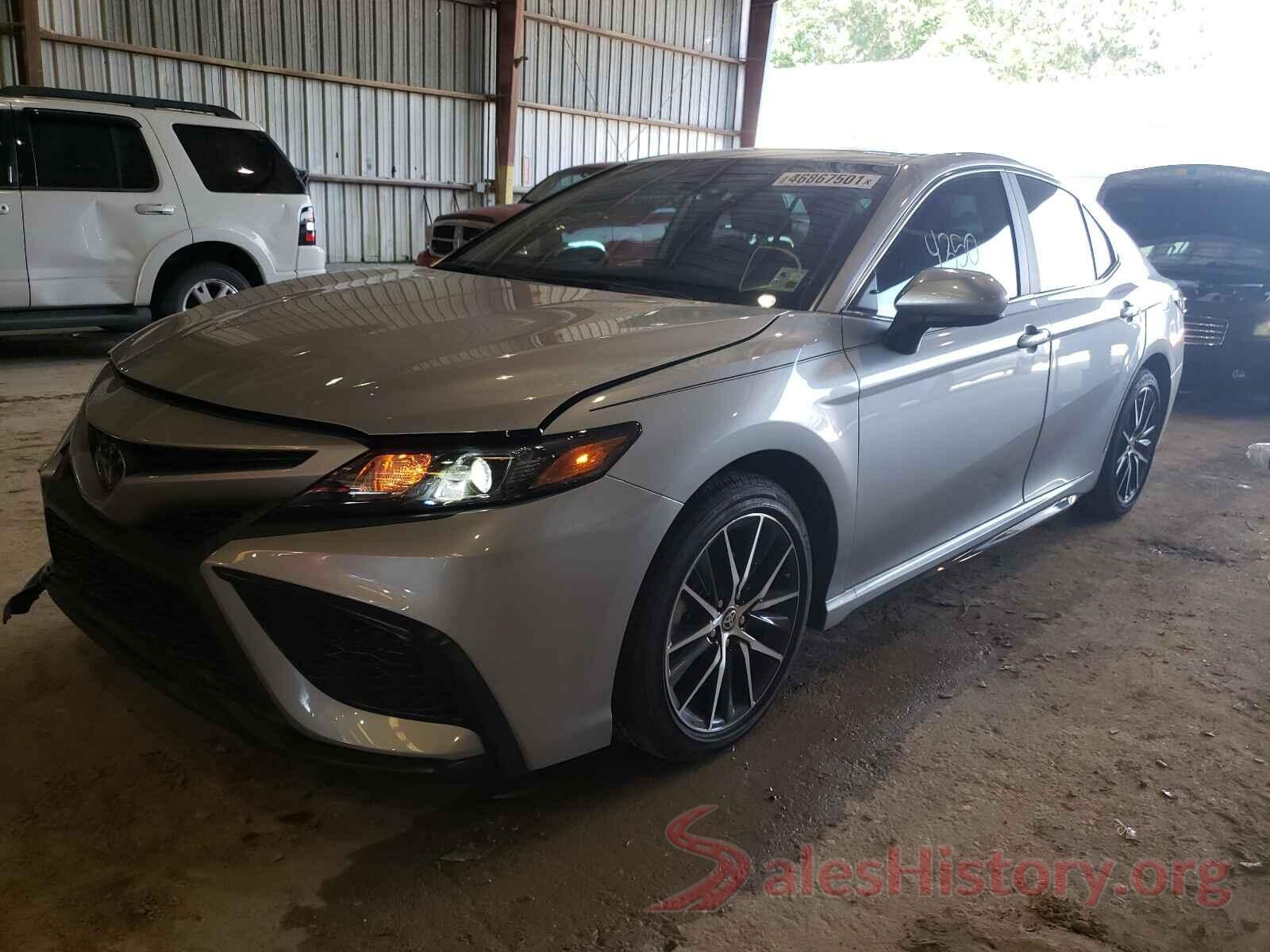 4T1G11AK1MU539268 2021 TOYOTA CAMRY