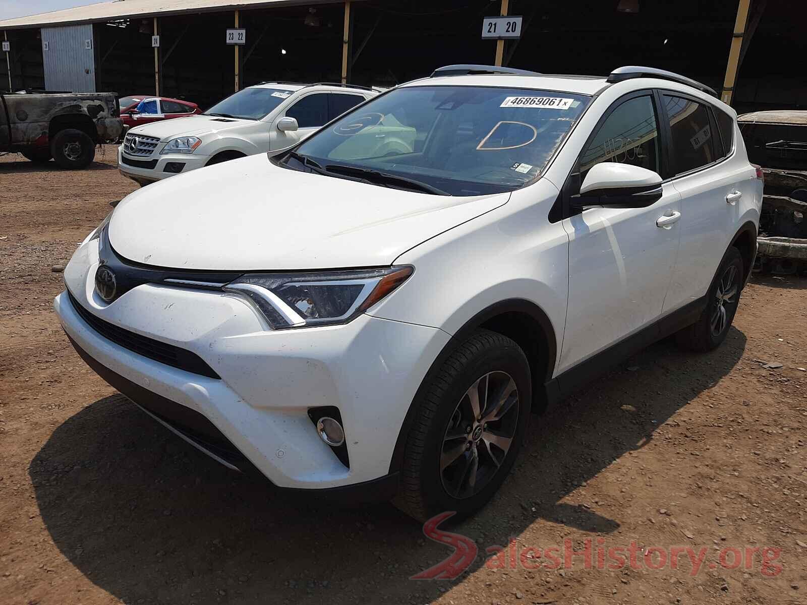 JTMRFREV9JD233562 2018 TOYOTA RAV4