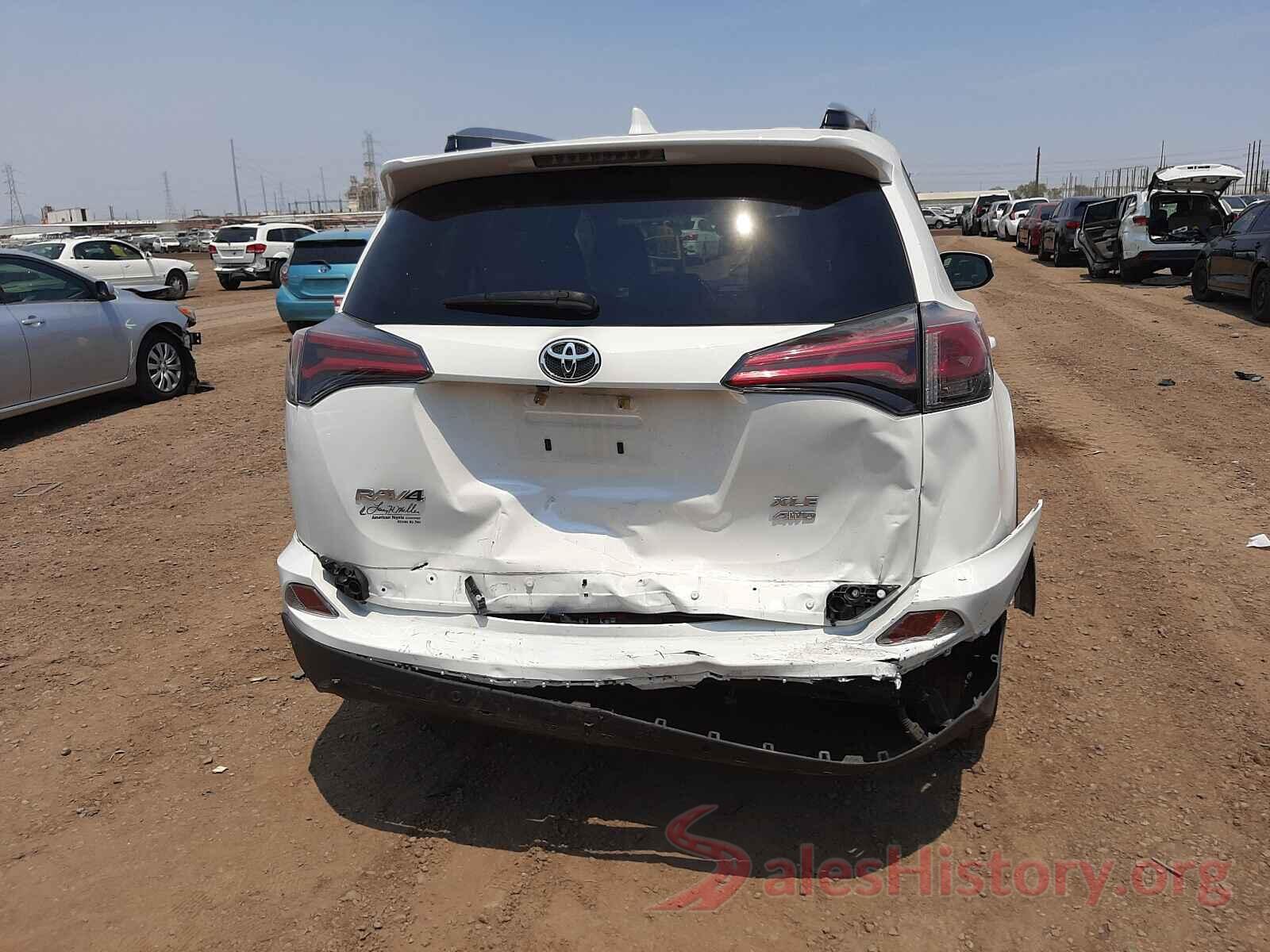 JTMRFREV9JD233562 2018 TOYOTA RAV4