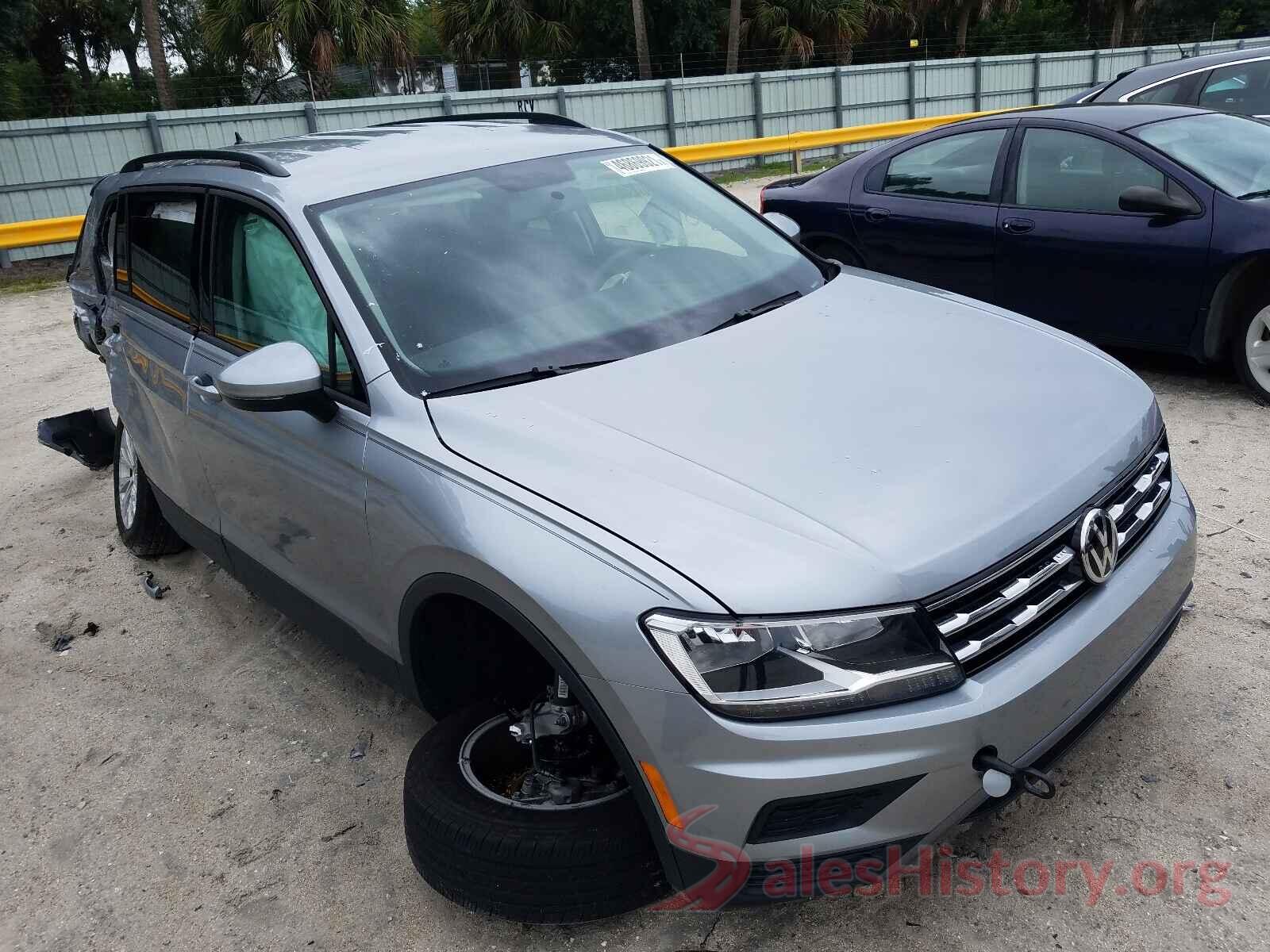 3VV1B7AX8LM032572 2020 VOLKSWAGEN TIGUAN