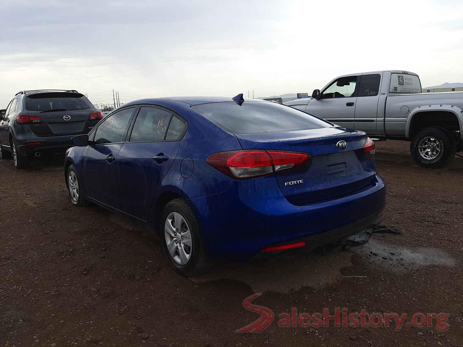 3KPFK4A76JE170587 2018 KIA FORTE