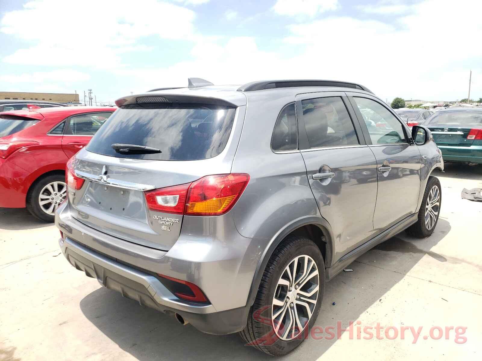 JA4AP4AW2JZ036144 2018 MITSUBISHI OUTLANDER