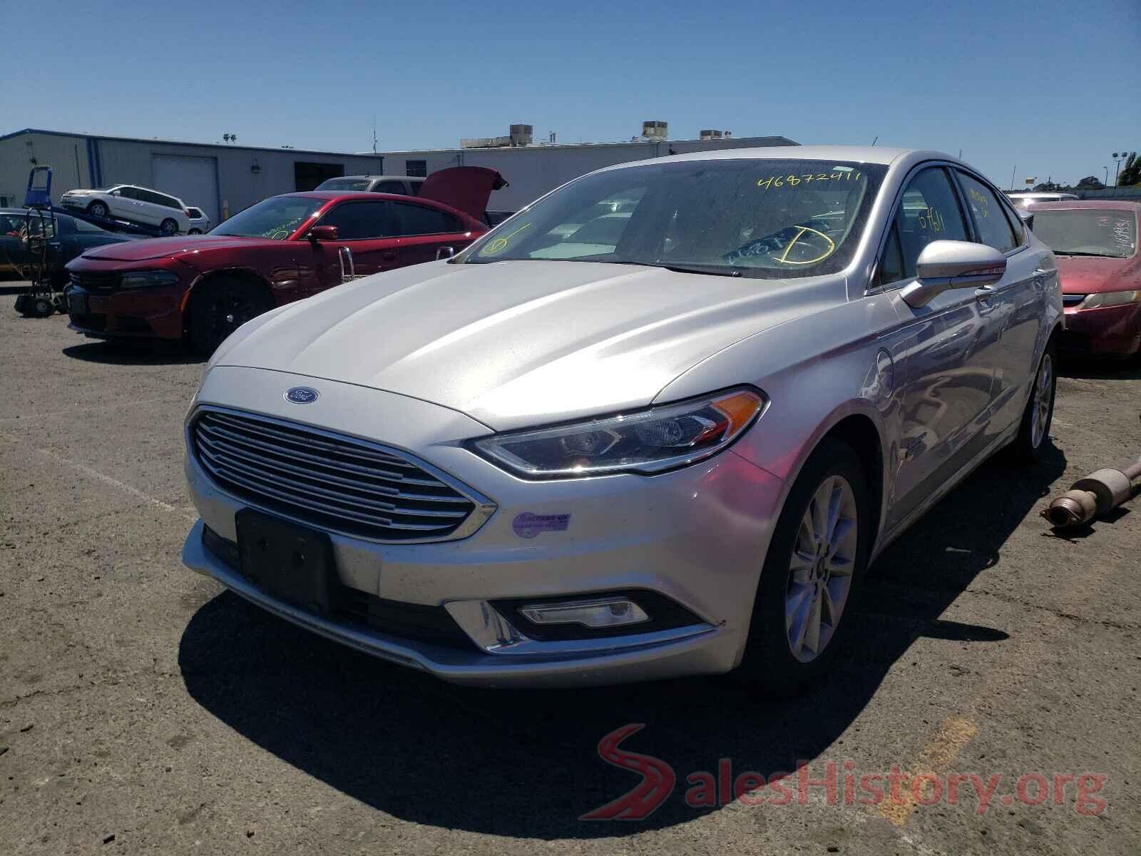 3FA6P0SU8JR277685 2018 FORD FUSION