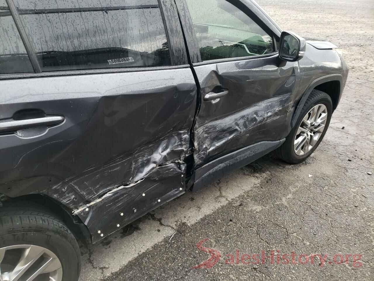 JTMC1RFVXKD007549 2019 TOYOTA RAV4