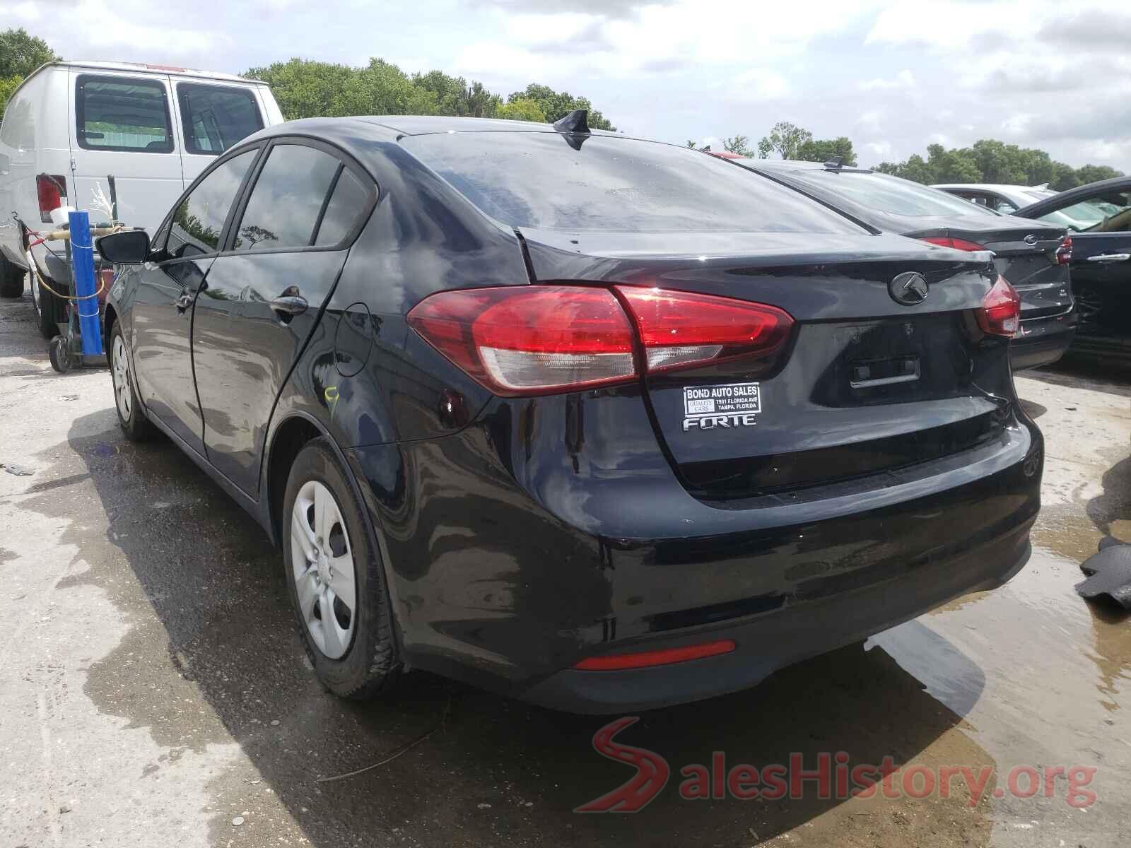 3KPFK4A76HE037662 2017 KIA FORTE