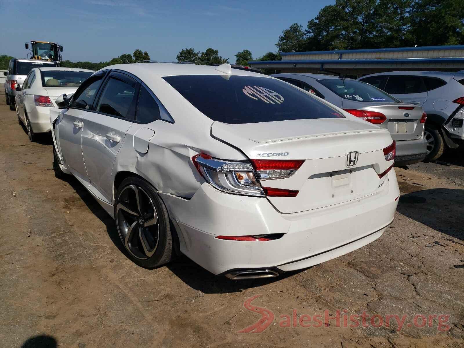 1HGCV1F30JA235338 2018 HONDA ACCORD