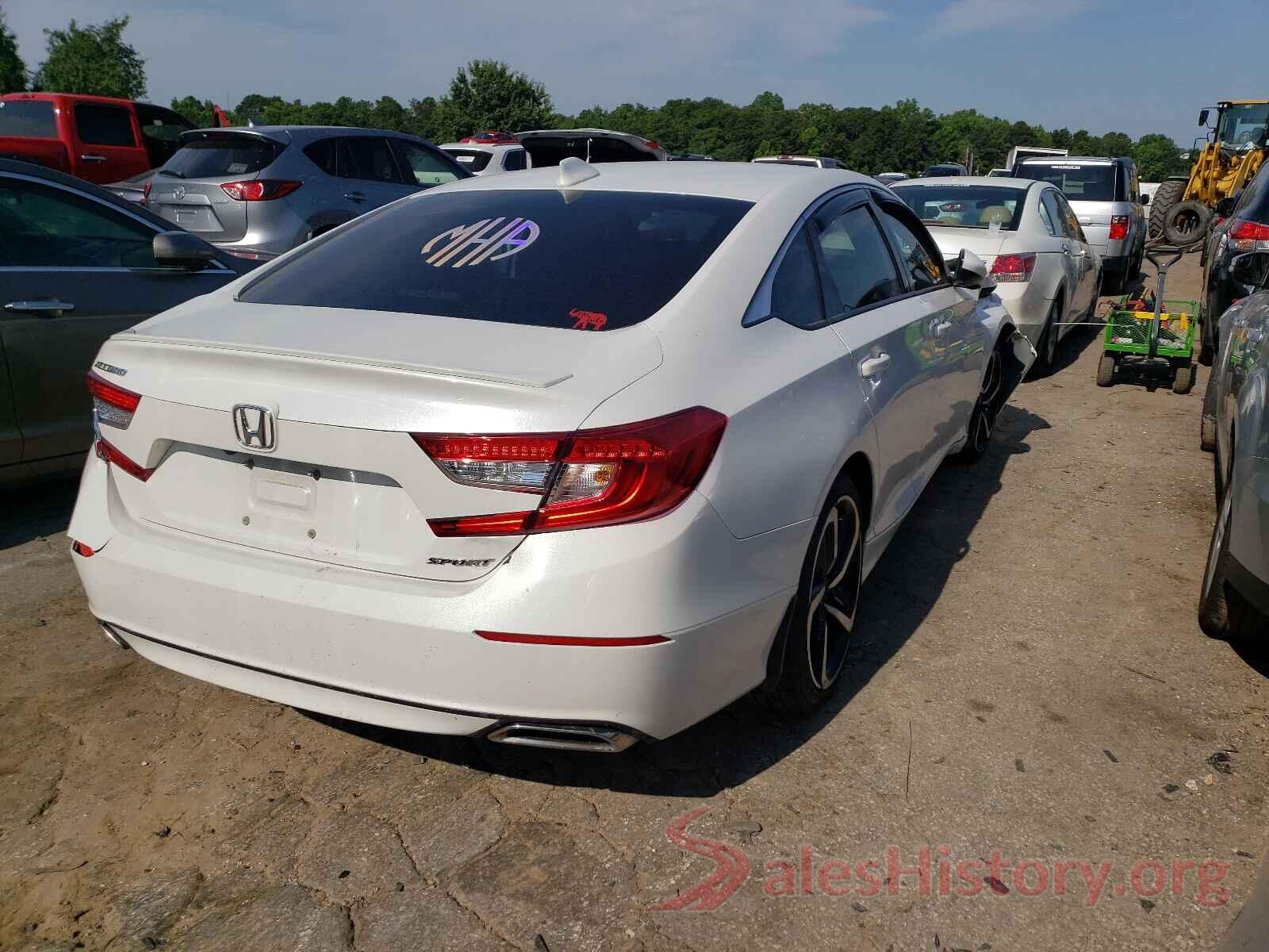 1HGCV1F30JA235338 2018 HONDA ACCORD