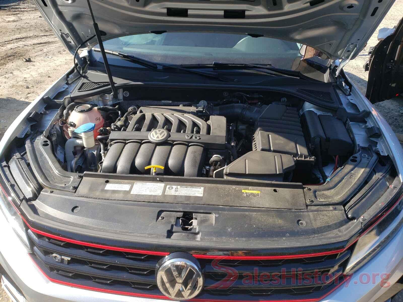 1VWJM7A39JC032954 2018 VOLKSWAGEN PASSAT