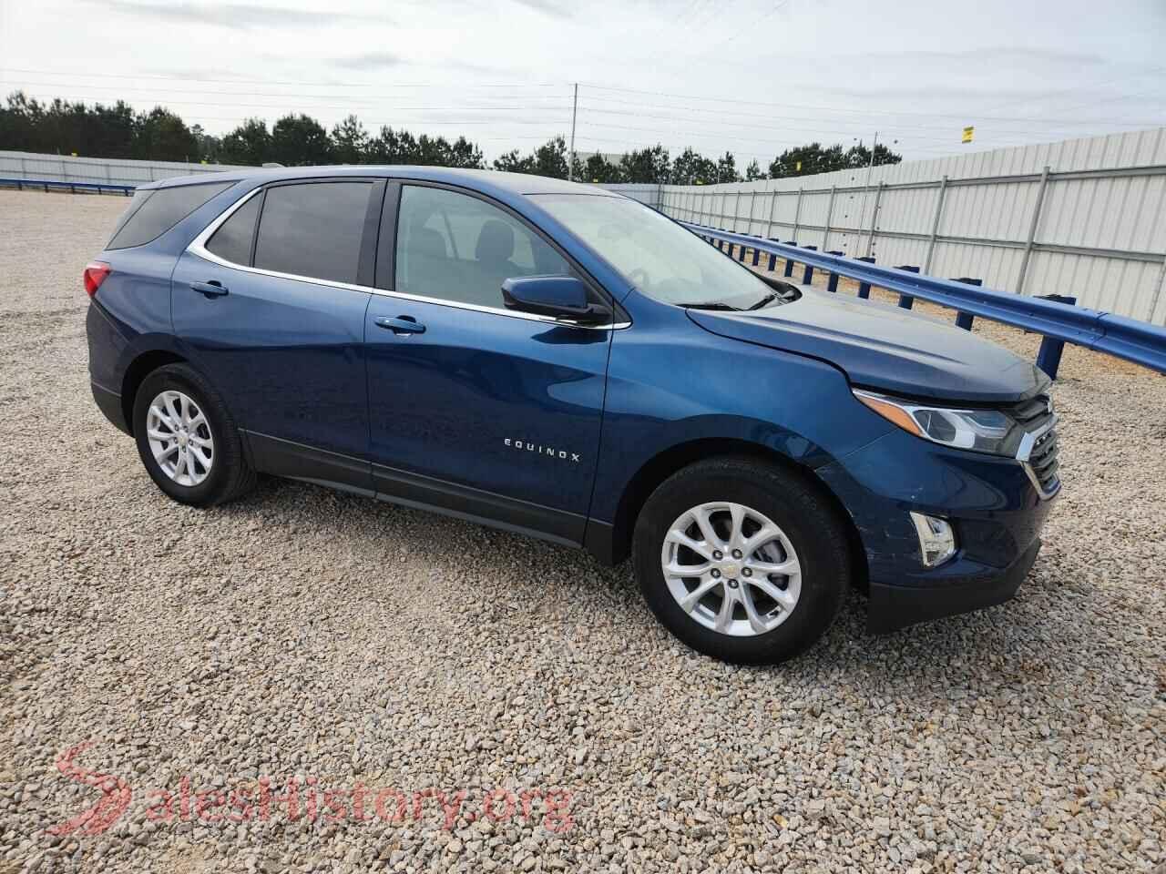 2020 CHEVROLET EQUINOX VIN 3GNAXJEVXLL280146, rear 3/4 view
