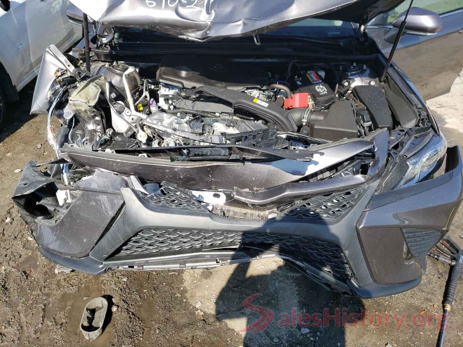 4T1B11HK6JU604109 2018 TOYOTA CAMRY