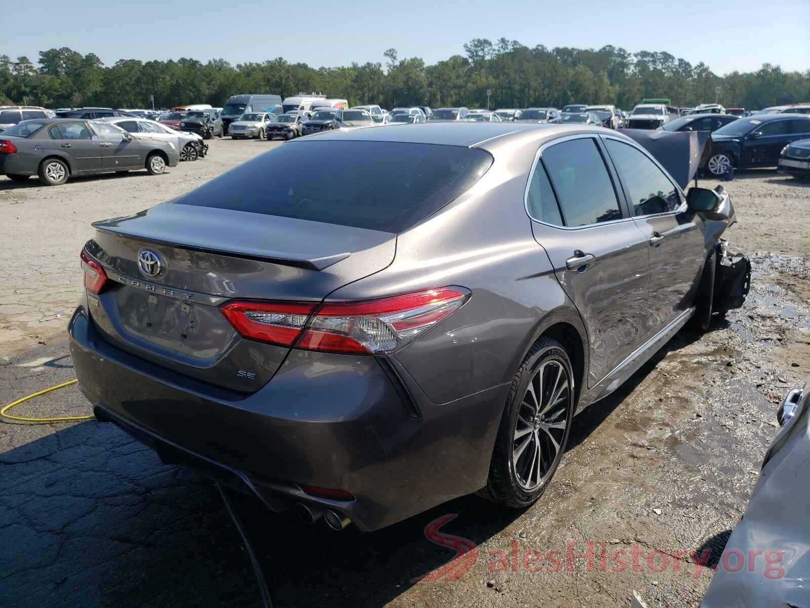 4T1B11HK6JU604109 2018 TOYOTA CAMRY