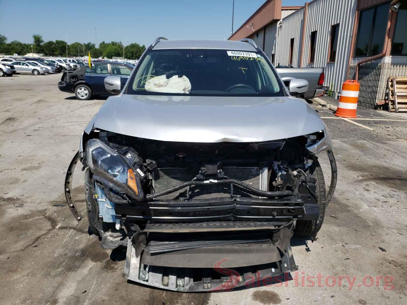 KNMAT2MV4JP574073 2018 NISSAN ROGUE