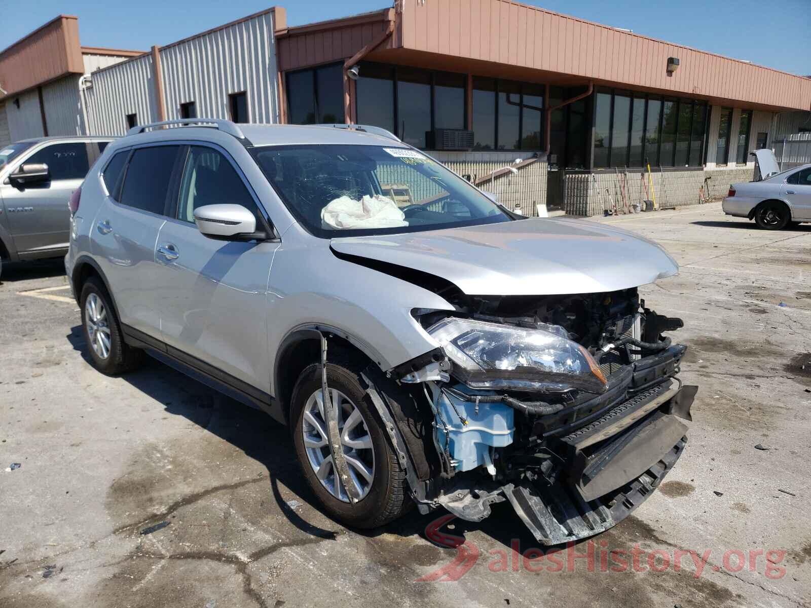 KNMAT2MV4JP574073 2018 NISSAN ROGUE