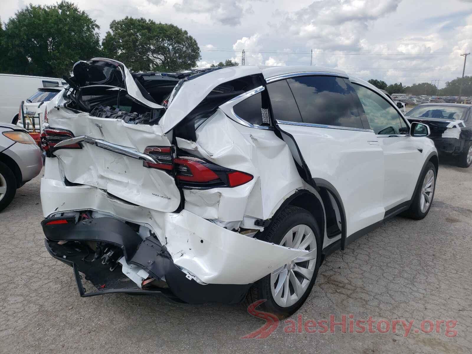 5YJXCDE25LF301649 2020 TESLA MODEL X