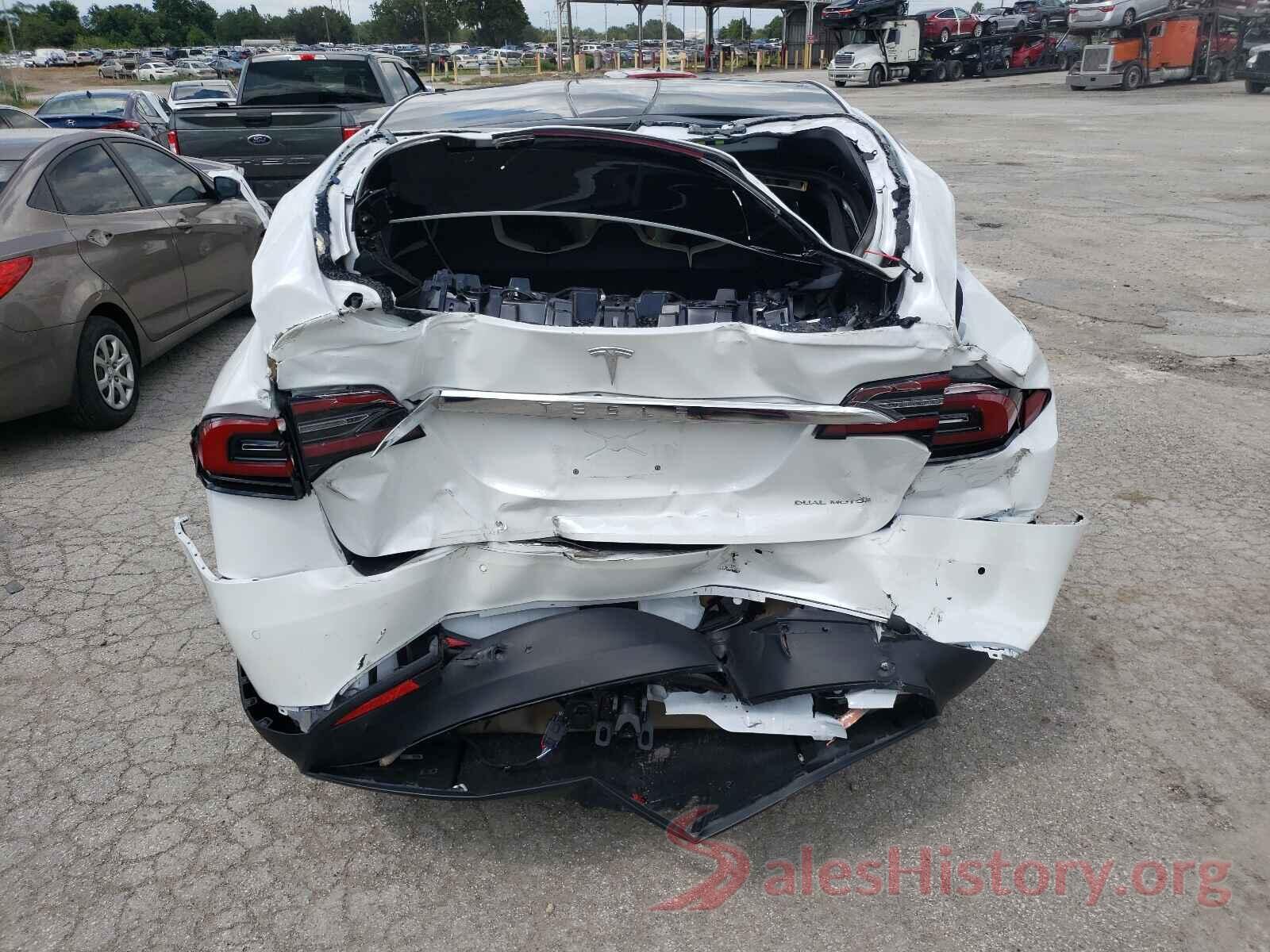 5YJXCDE25LF301649 2020 TESLA MODEL X