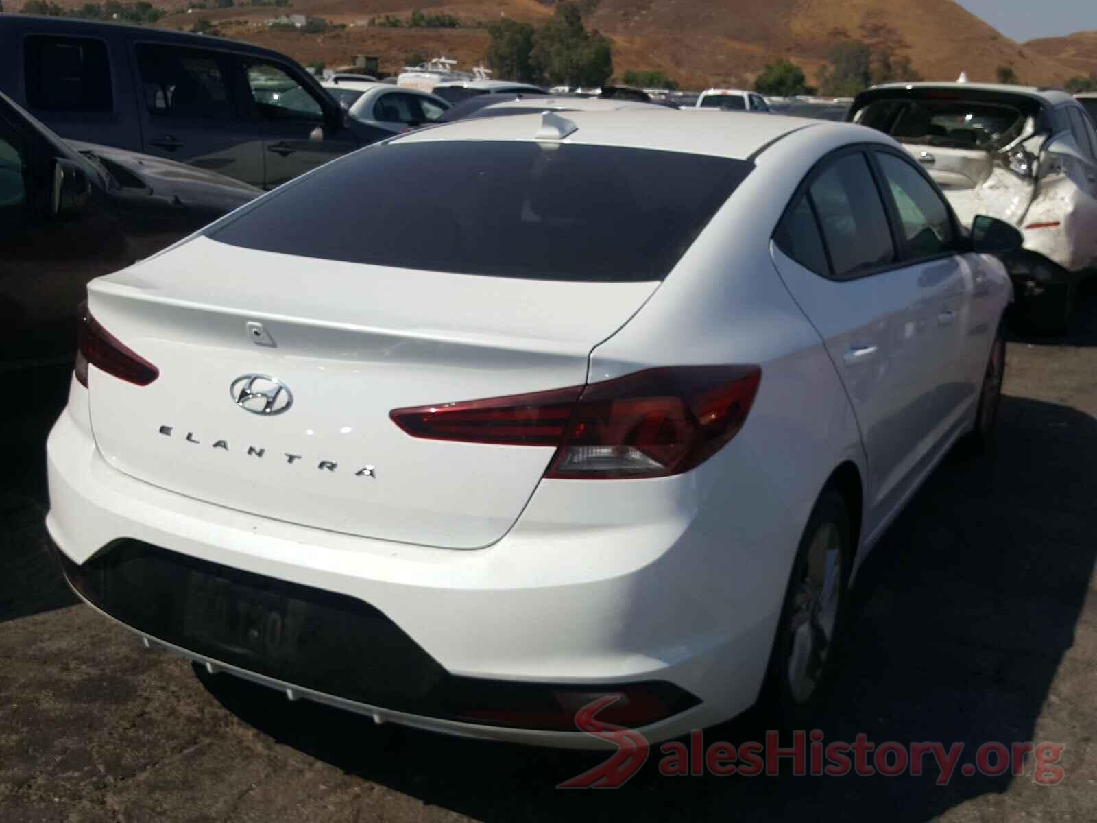 5NPD84LF2KH413996 2019 HYUNDAI ELANTRA