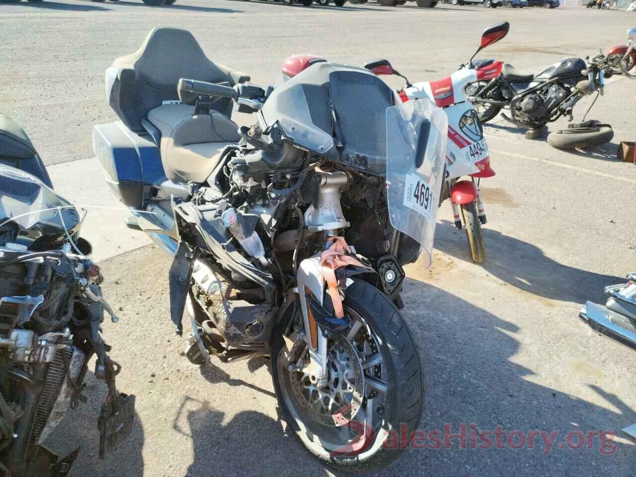 JH2SC7909JK002337 2018 HONDA GL CYCLE