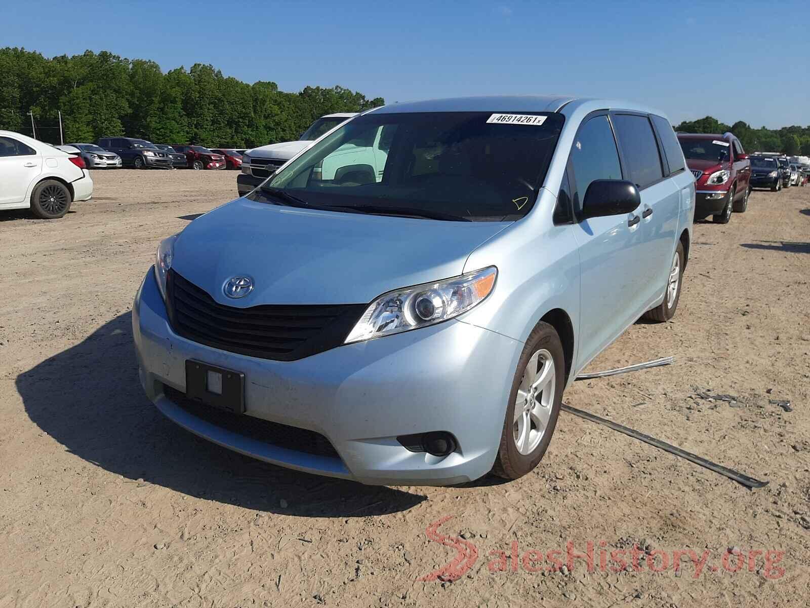 5TDZZ3DC2HS773287 2017 TOYOTA SIENNA