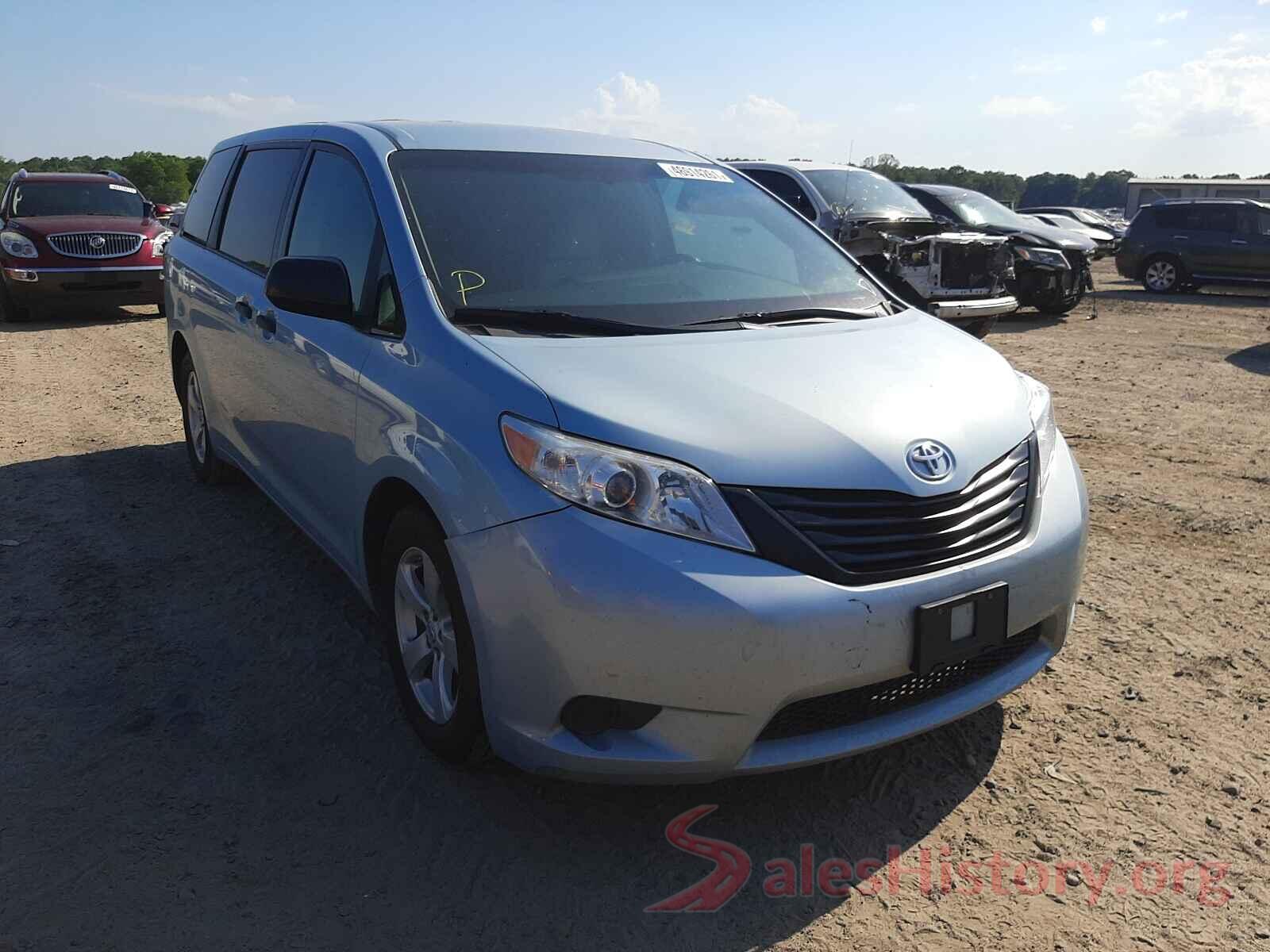 5TDZZ3DC2HS773287 2017 TOYOTA SIENNA