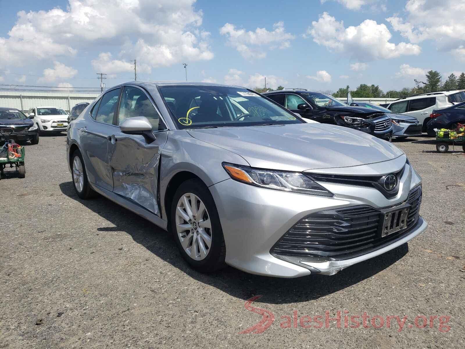 4T1B11HK1KU240666 2019 TOYOTA CAMRY